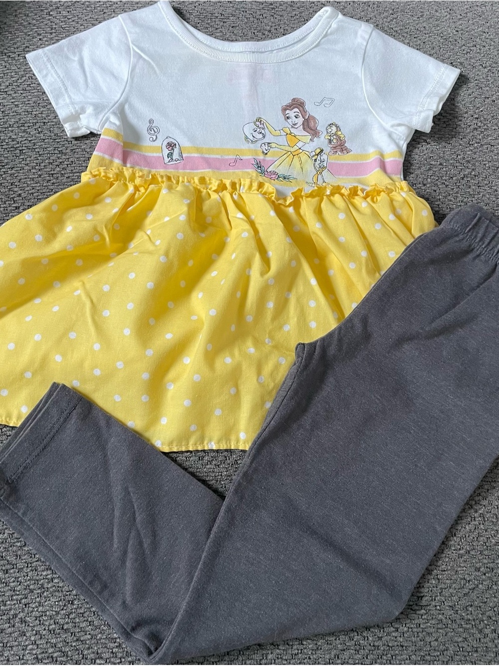 Girl’s Outfit